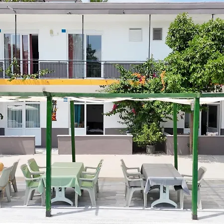 Hillside Aparthotel Side