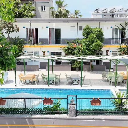 Aparthotel Hillside *